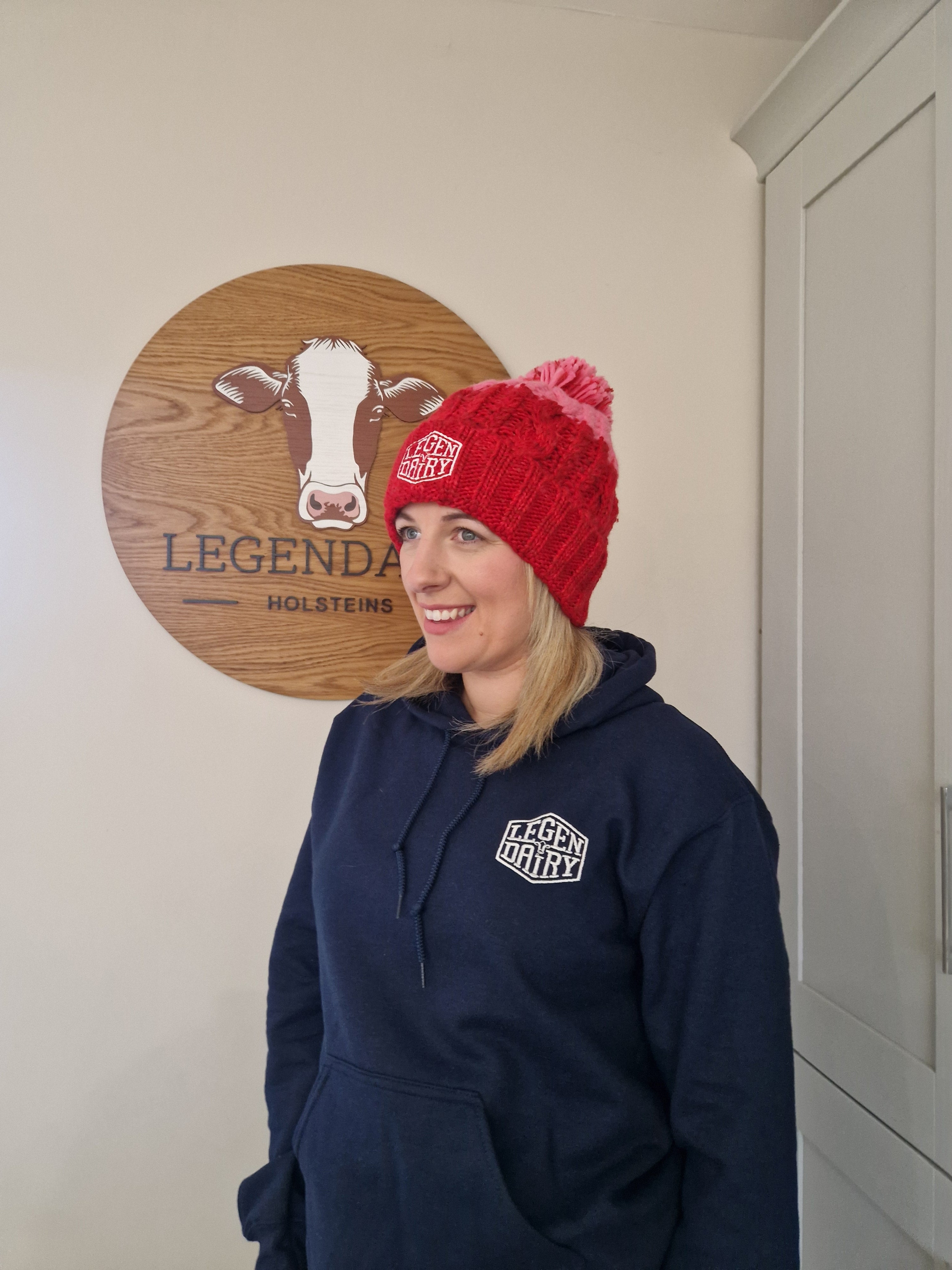 Legendairy Logo | Unisex Hoodie