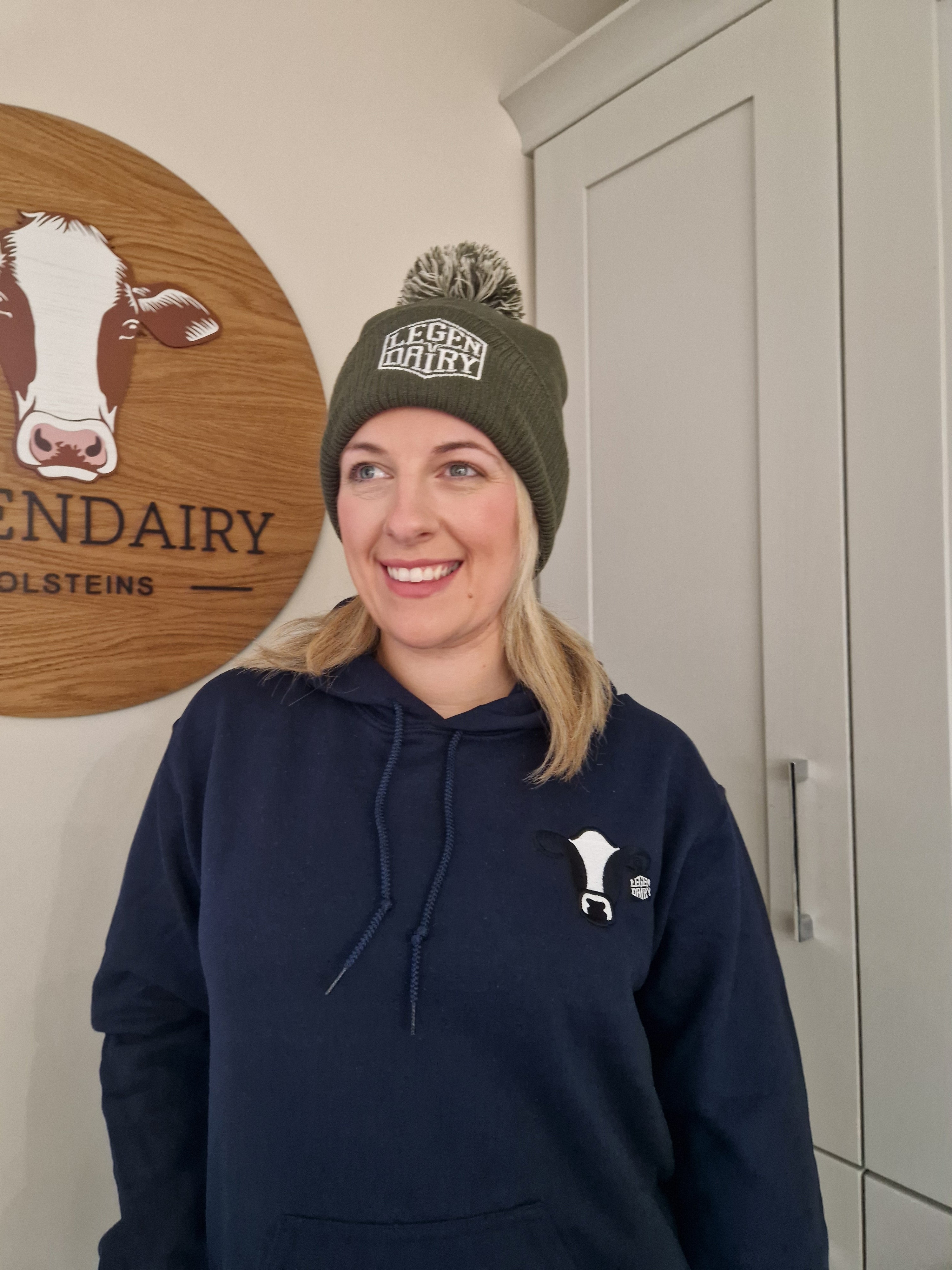 Legendairy Cow | Unisex Hoodie